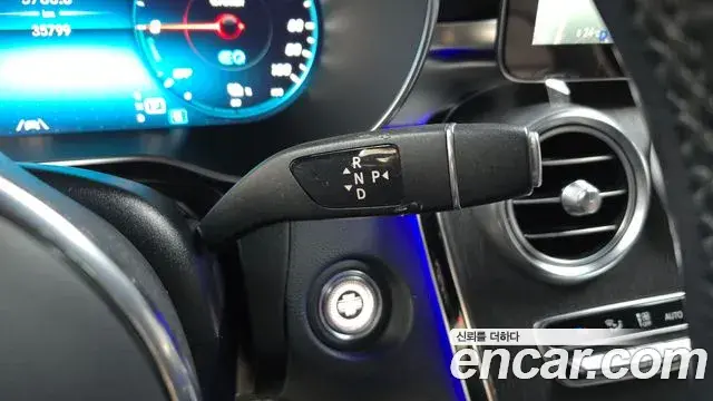 Mercedes-Benz GLC-Class 2020 — Şəkil 13/20