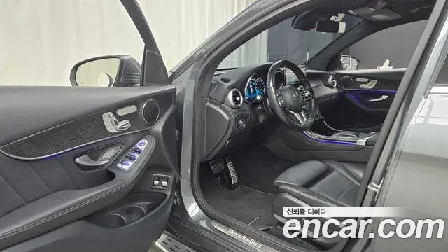 Mercedes-Benz GLC-Class 2020 — Şəkil 6/20
