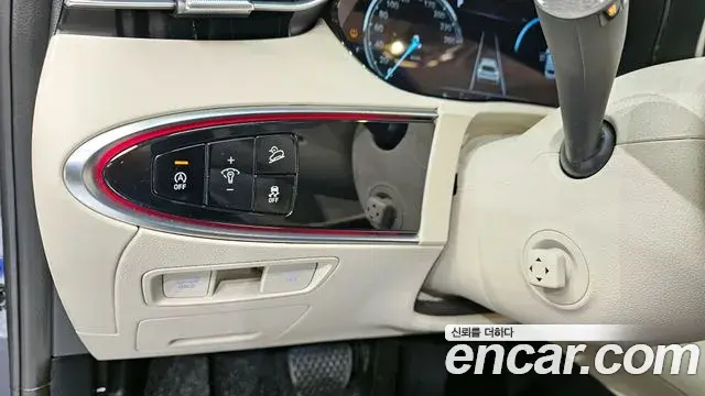 Genesis GV70 2022 — Şəkil 14/20