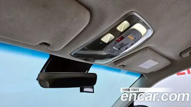 Genesis GV70 2022 — Şəkil 12/20
