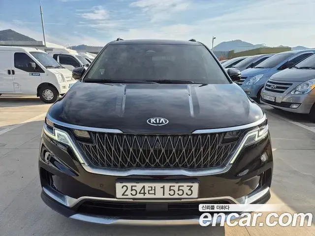 Kia Carnival 2021 — Photo 6/15