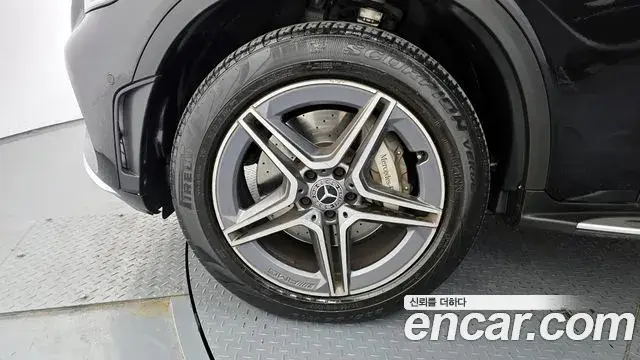 Mercedes-Benz GLC-Class 2022 — Фото 5/20