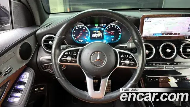 Mercedes-Benz GLC-Class 2022 — Фото 13/20