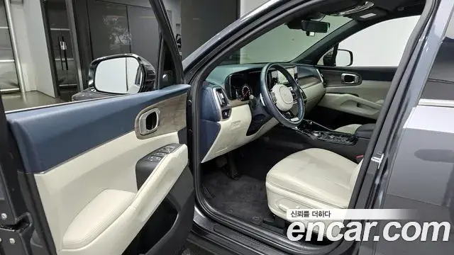 Kia Sorento 2022 — Şəkil 19/20