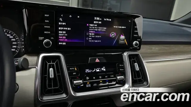 Kia Sorento 2022 — Şəkil 10/20