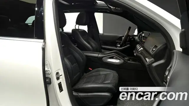 Mercedes-Benz GLE-Class 2022 — ფოტო 20/20