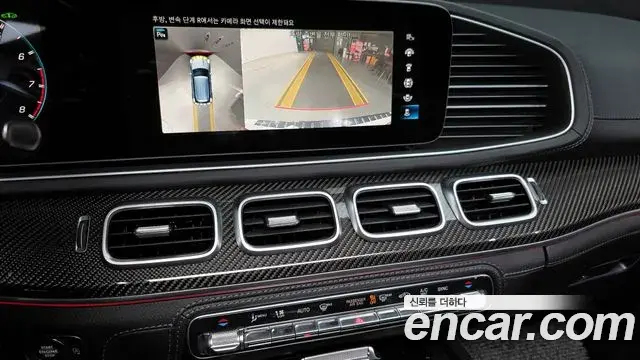 Mercedes-Benz GLE-Class 2022 — ფოტო 17/20