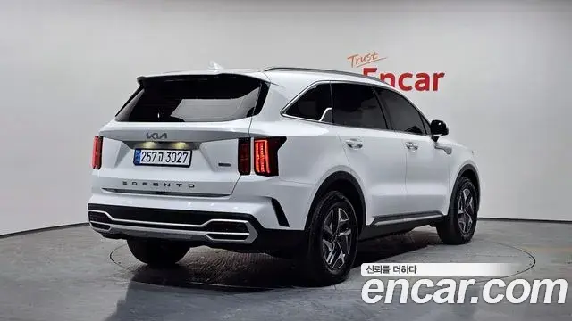 Kia Sorento 2022 — Photo 5/20