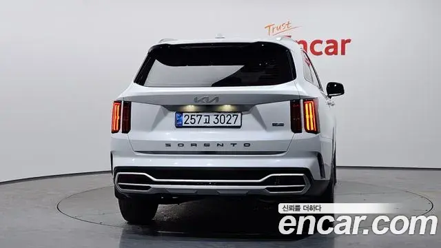 Kia Sorento 2022 — Photo 15/20