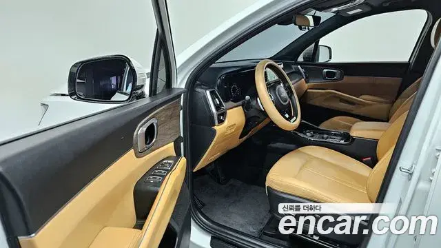 Kia Sorento 2022 — Photo 9/20