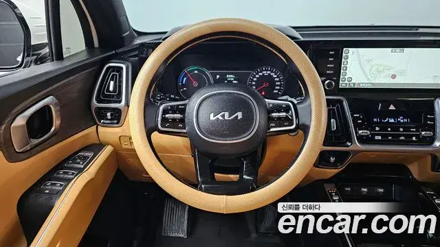 Kia Sorento 2022 — Photo 14/20