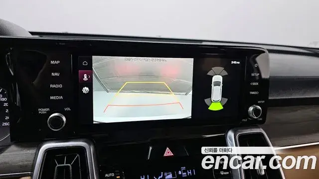 Kia Sorento 2022 — Photo 16/20