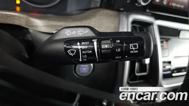 Kia Sorento 2020 — Фото 15/20
