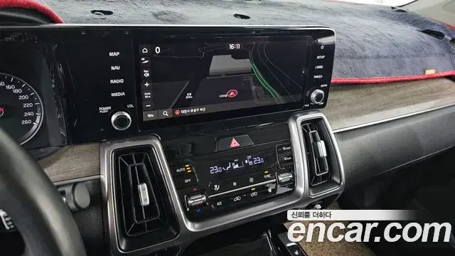 Kia Sorento 2020 — Фото 16/20