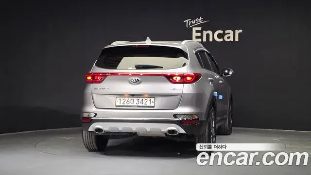 Kia Sportage The Bold 2019 — Photo 2/20