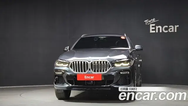BMW X6 2021 — Photo 18/20