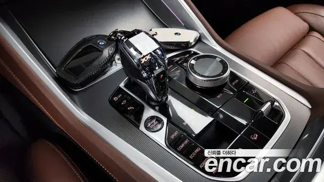 BMW X6 2021 — Photo 15/20