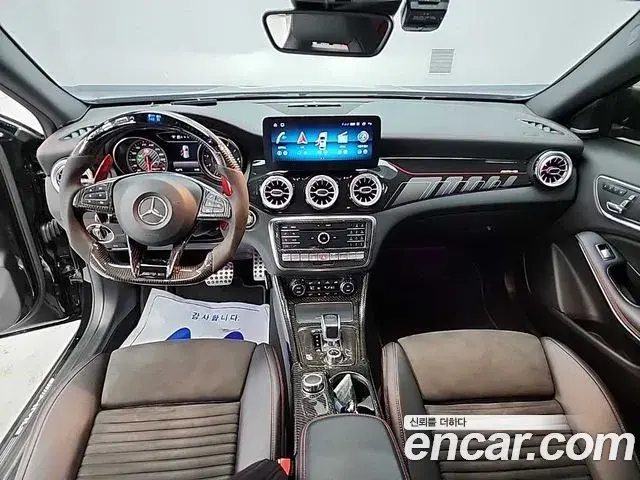 Mercedes-Benz GLA-Class 2018 — Photo 8/19