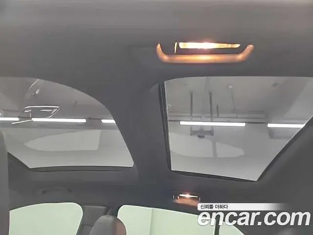 Mercedes-Benz GLA-Class 2018 — Photo 12/19