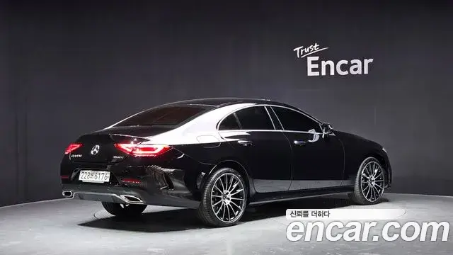 Mercedes-Benz CLS-Class 2020 — Photo 11/20