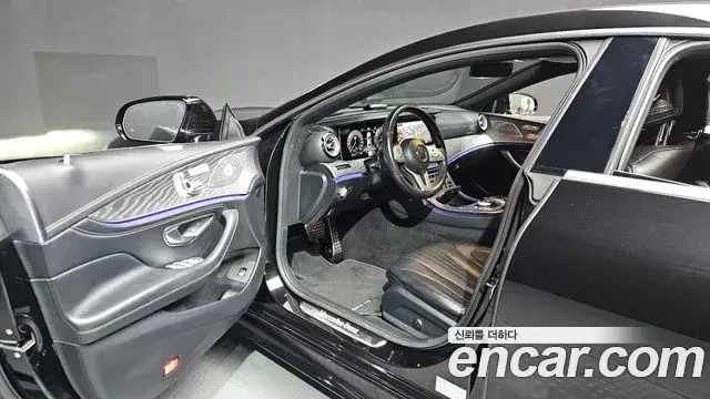 Mercedes-Benz CLS-Class 2020 — Photo 5/20