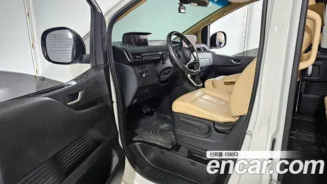 Hyundai Staria 2021 — Photo 19/20
