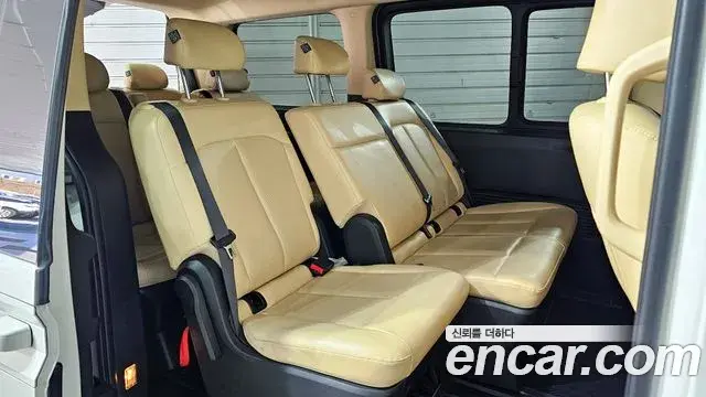 Hyundai Staria 2021 — Photo 2/20