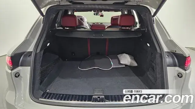Porsche Cayenne 2023 — Şəkil 9/20