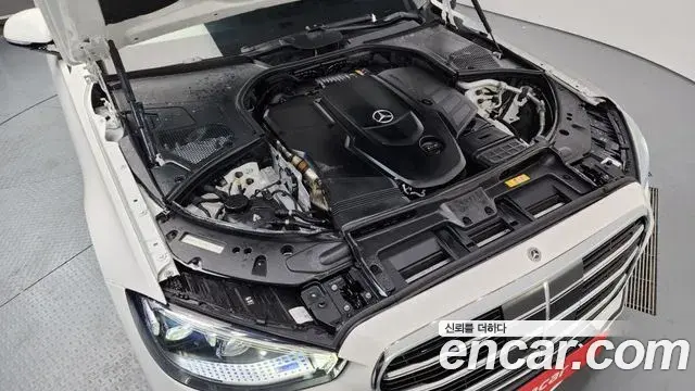 Mercedes-Benz S-Class 2022 — Фото 6/20