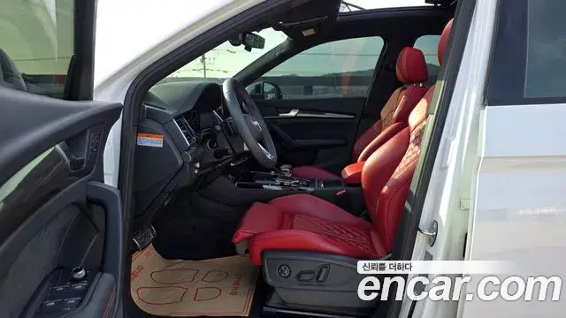 Audi SQ5 2022 — ფოტო 19/20