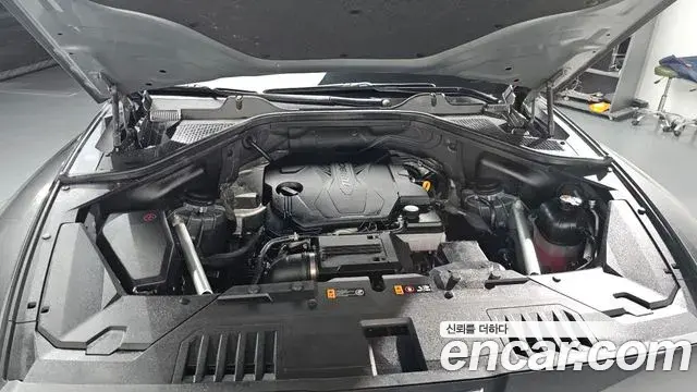 Genesis GV80 2022 — Şəkil 9/20