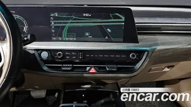 Kia K8 2022 — ფოტო 8/20