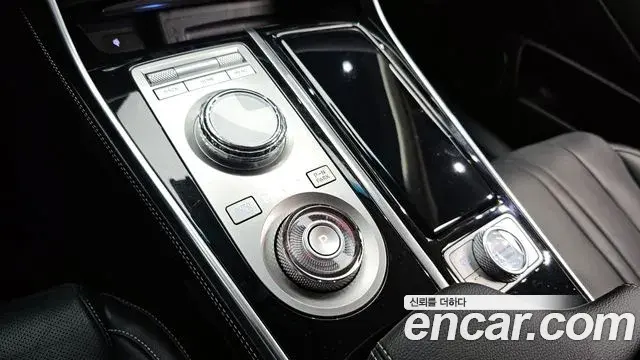 Genesis GV80 2023 — Photo 4/20