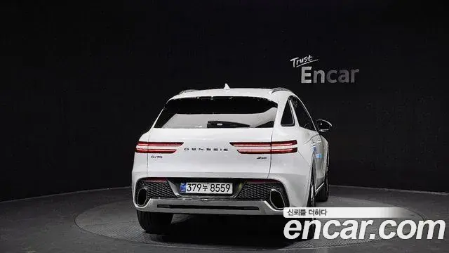 Genesis GV70 2022 — ფოტო 8/20
