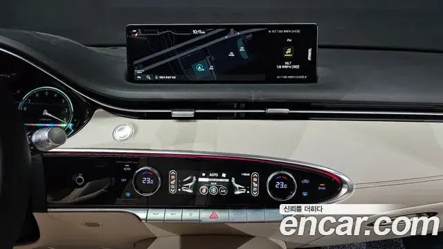 Genesis GV70 2022 — ფოტო 15/20