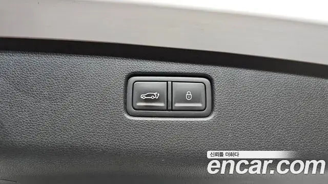Genesis GV70 2022 — ფოტო 7/20