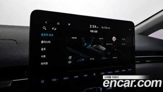 Hyundai Staria 2021 — ფოტო 16/20