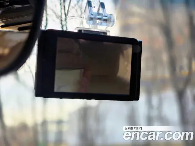 Hyundai Staria 2023 — Şəkil 18/20