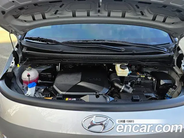 Hyundai Staria 2023 — Şəkil 12/20