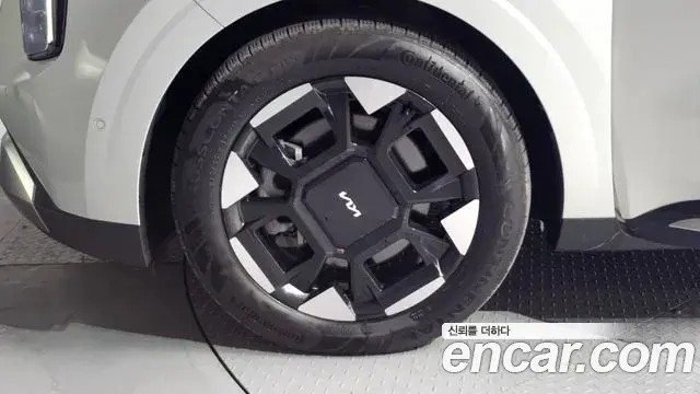 Kia Carnival 2023 — Şəkil 20/20