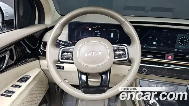 Kia Carnival 2023 — Şəkil 2/20
