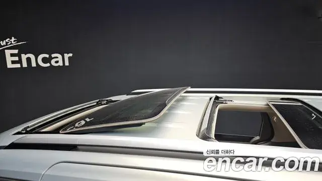 Kia Carnival 2023 — Şəkil 11/20