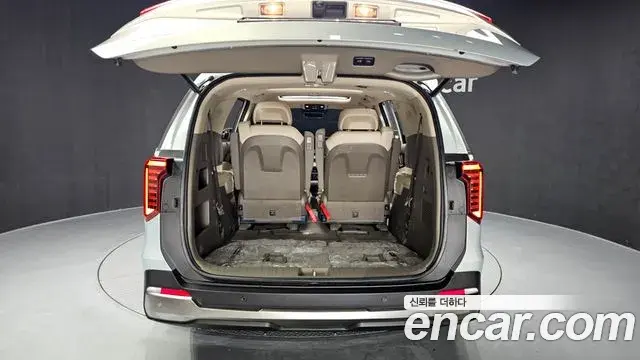 Kia Carnival 2023 — Şəkil 1/20