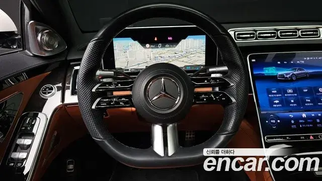 Mercedes-Benz S-Class 2022 — Photo 15/20
