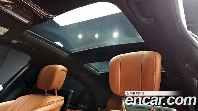 Mercedes-Benz S-Class 2022 — Photo 11/20