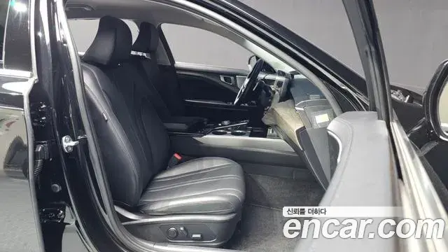 Kia K8 2021 — Photo 11/20