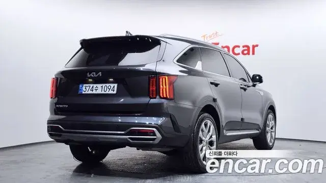 Kia Sorento 2023 — Photo 15/20