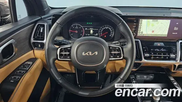 Kia Sorento 2023 — Photo 1/20