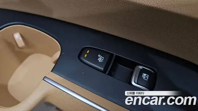 Kia Sorento 2023 — Photo 11/20