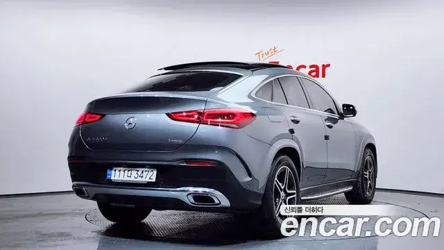 Mercedes-Benz GLE-Class 2021 — ფოტო 13/20
